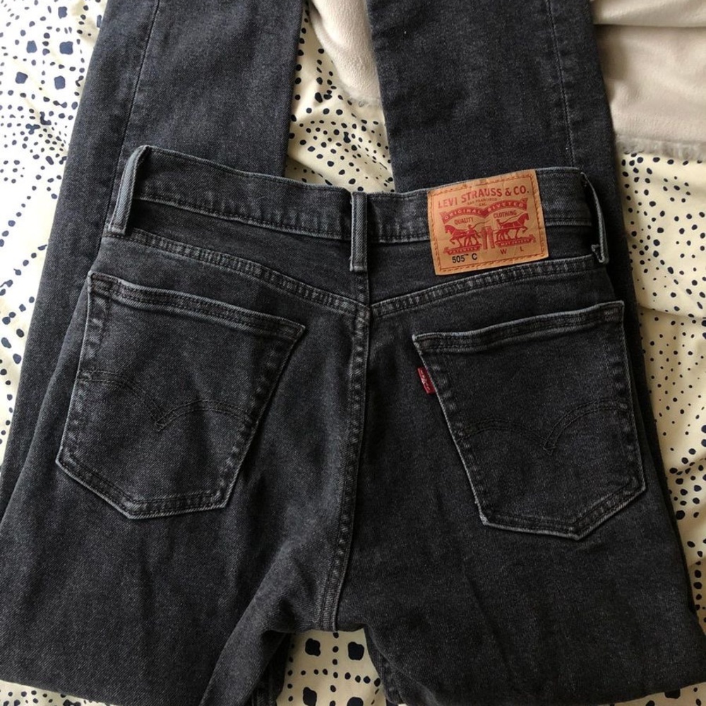 Levi straight leg jeans